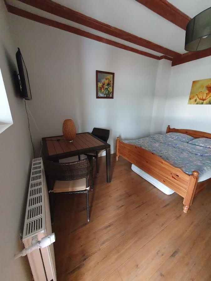 Gosciniec Zoska Hostel โอสทรึเซ ภายนอก รูปภาพ