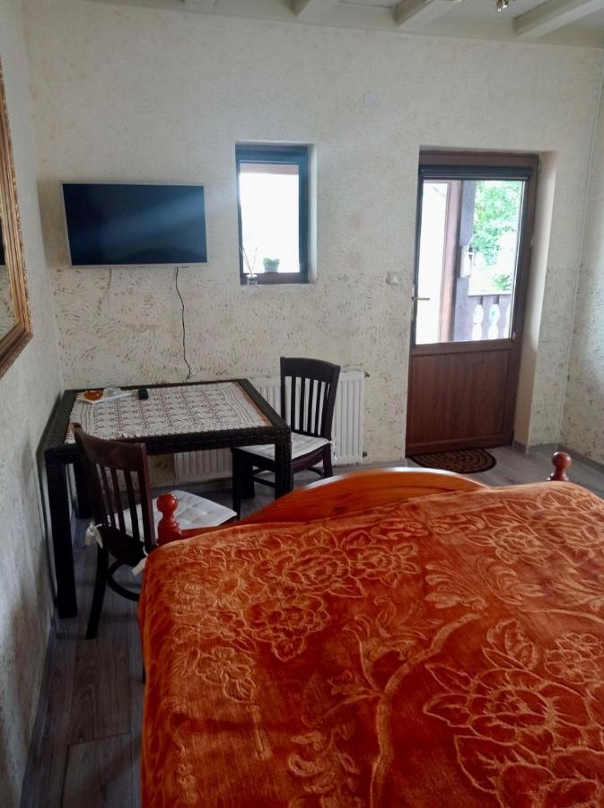 Gosciniec Zoska Hostel โอสทรึเซ ภายนอก รูปภาพ