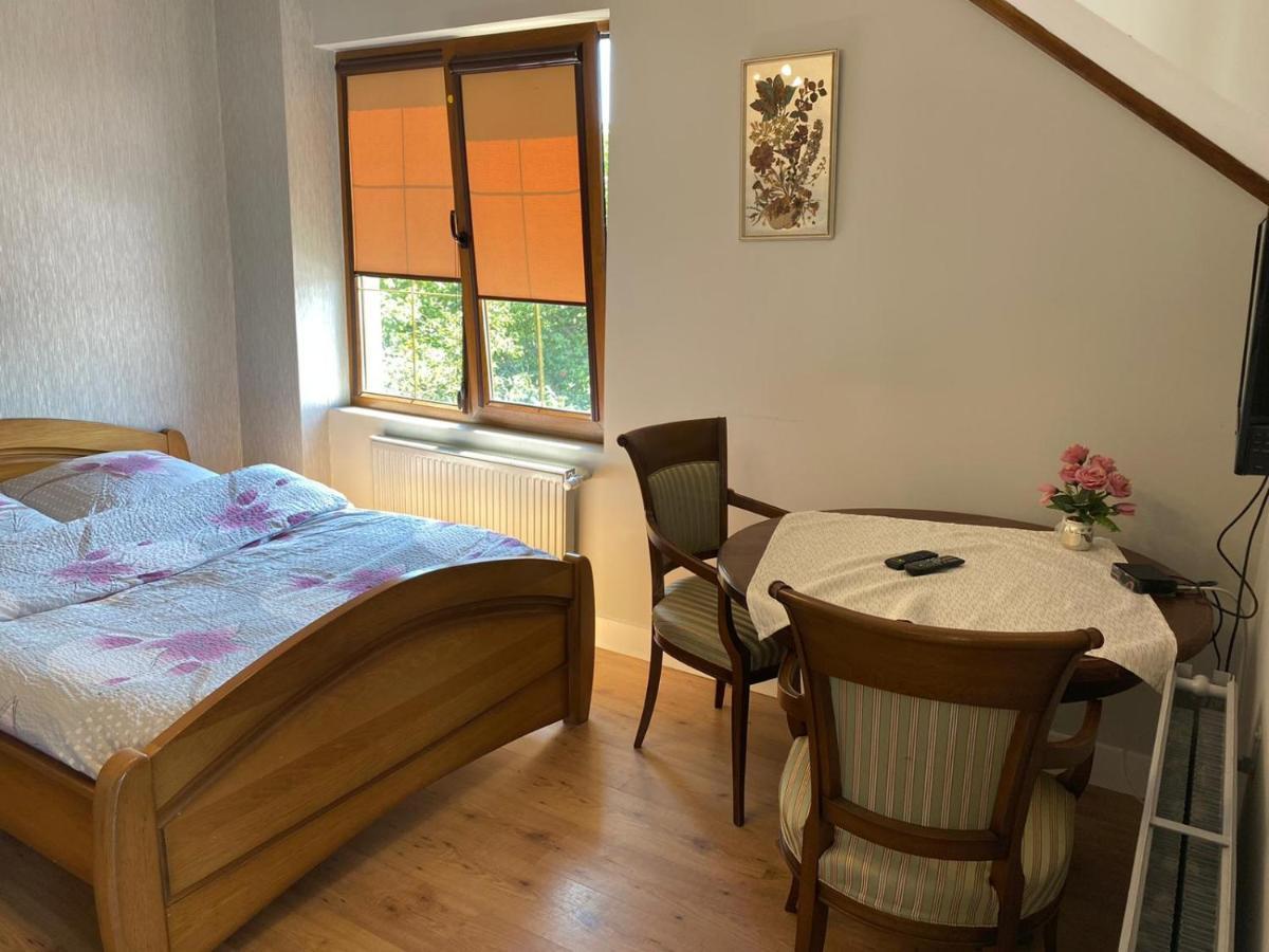 Gosciniec Zoska Hostel โอสทรึเซ ภายนอก รูปภาพ